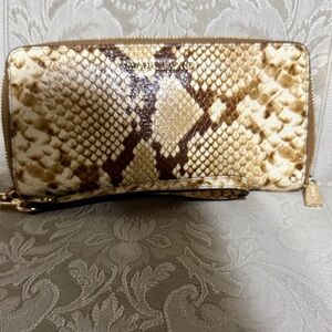 Michael Kors Elegant Snake Print Women's Wallet